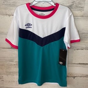 Umbro Boys Active Shirt Size M NEW